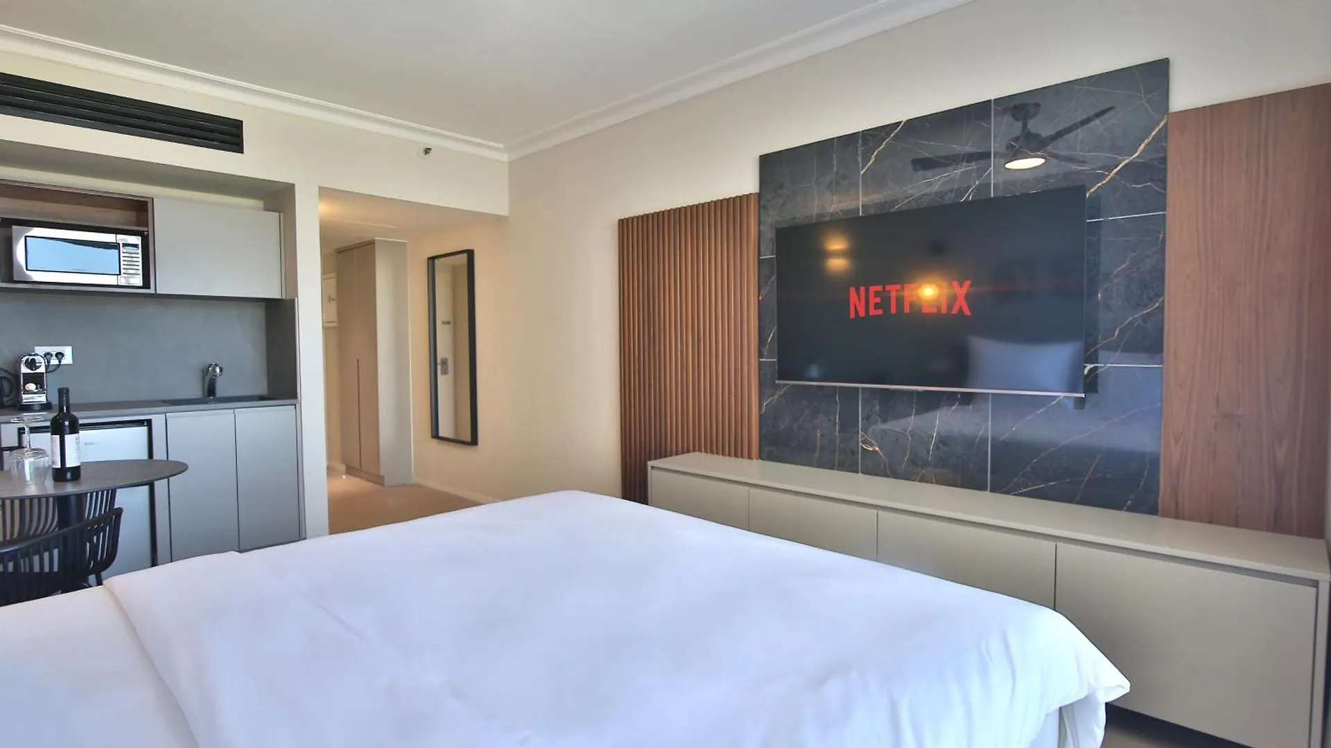דירה חיפה Luxury Suites By Notaly Ariel - Carmel Beach ישראל