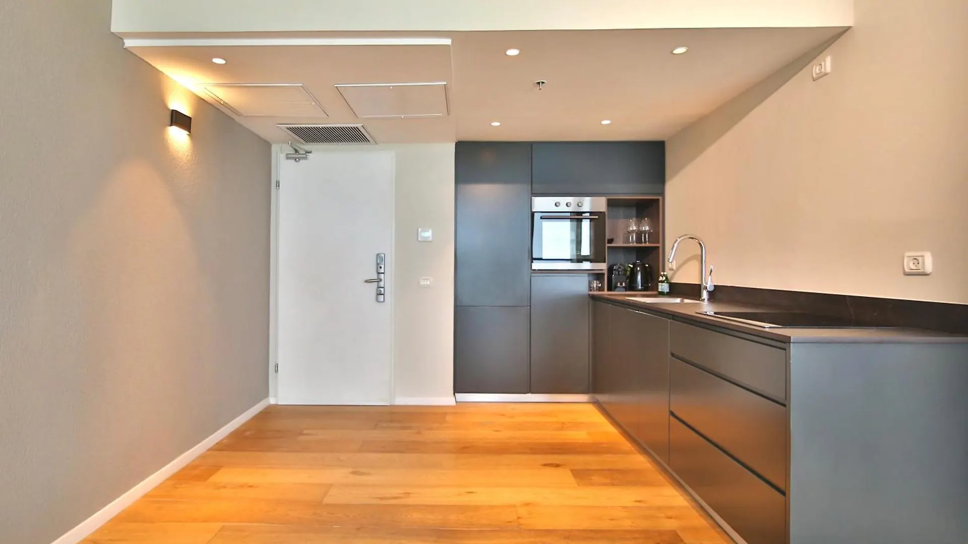 חיפה Luxury Suites By Notaly Ariel - Carmel Beach 0*,